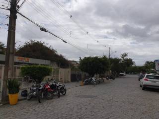 Casa com 3 dormitórios para alugar, 267 m² por R$ 10.108,11/mês - Santa Mônica - Feira de Santana/BA