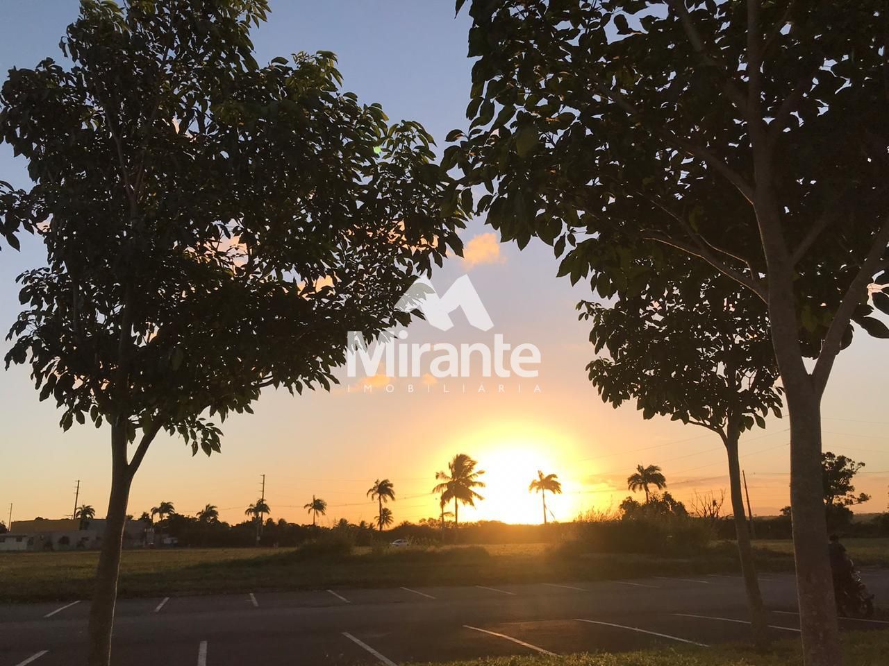 Lote / Terreno de Bairro Para Vender no bairro Registro em Feira De Santana