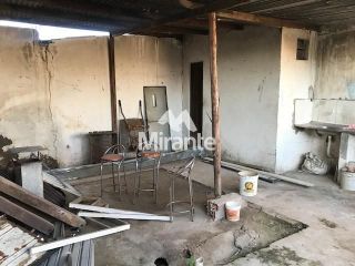 Casa Para Vender com 3 quartos no bairro Conceição em Feira De Santana