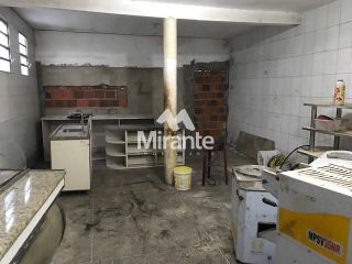 Casa Para Vender com 3 quartos no bairro Conceição em Feira De Santana