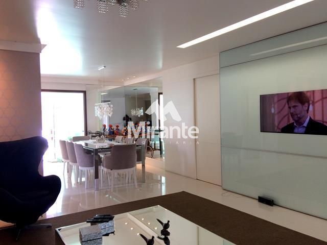 Casa de Condomínio Para Vender com 3 quartos sendo 3 suítes no bairro Pedra do Descanso em Feira De Santana