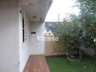 Casa Para Alugar com 3 quartos no bairro Ponto Central em Feira De Santana