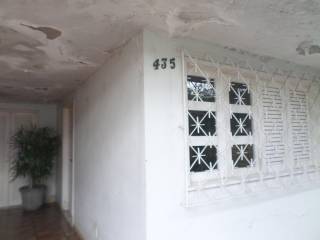 Casa Para Alugar com 3 quartos no bairro Ponto Central em Feira De Santana