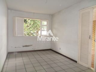 Casa Para Alugar com 3 quartos no bairro Ponto Central em Feira De Santana