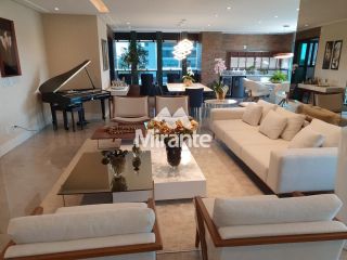 Apartamento Para Vender com 4 quartos sendo 4 suítes no bairro Santa Mônica em Feira De Santana