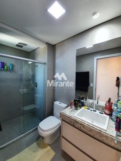 Apartamento Para Vender com 4 quartos sendo 4 suítes no bairro Santa Mônica em Feira De Santana