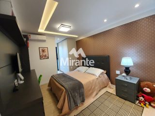 Apartamento Para Vender com 4 quartos sendo 4 suítes no bairro Santa Mônica em Feira De Santana