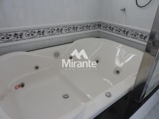 Casa de Condomínio Para Vender com 4 quartos sendo 1 suítes no bairro Sim em Feira De Santana
