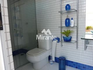 Casa de Condomínio Para Vender com 4 quartos sendo 1 suítes no bairro Sim em Feira De Santana