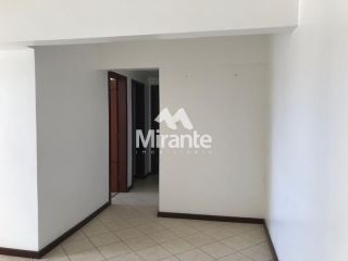 Apartamento Para Vender com 3 quartos no bairro Ponto Central em Feira De Santana