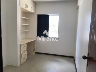 Apartamento Para Vender com 3 quartos no bairro Ponto Central em Feira De Santana
