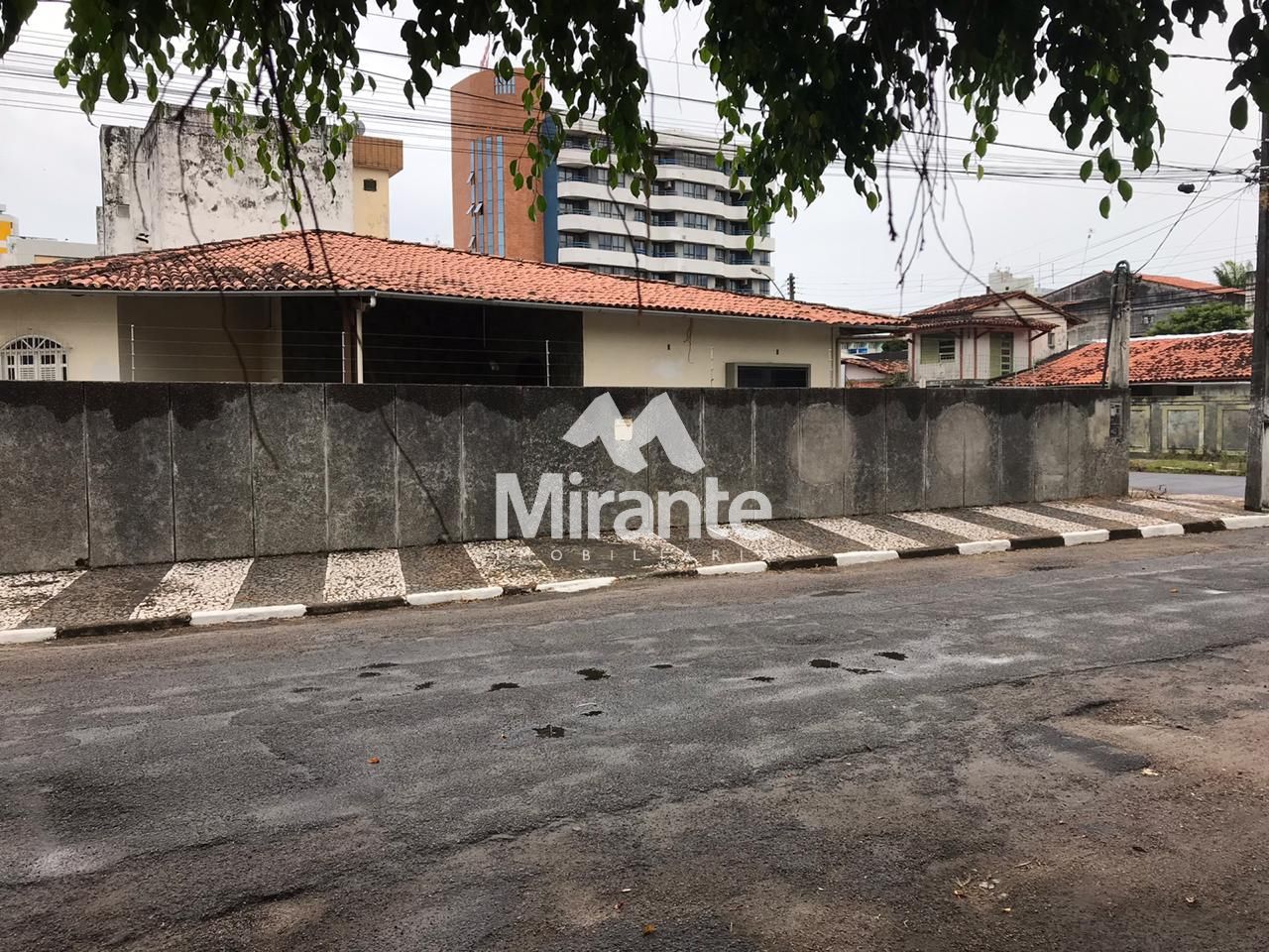 Casa Para Vender no bairro Ponto Central em Feira De Santana