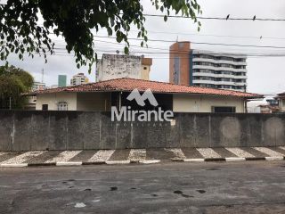 Casa Para Vender no bairro Ponto Central em Feira De Santana