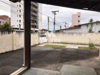 Casa Para Vender no bairro Ponto Central em Feira De Santana
