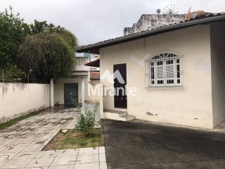 Casa Para Vender no bairro Ponto Central em Feira De Santana