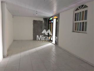 Casa Para Vender no bairro Ponto Central em Feira De Santana