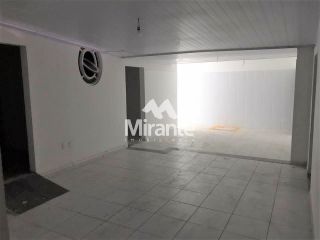 Casa Para Vender no bairro Ponto Central em Feira De Santana