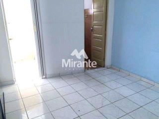Casa Para Alugar no bairro Centro em Feira De Santana