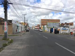 Casa Para Alugar no bairro Centro em Feira De Santana