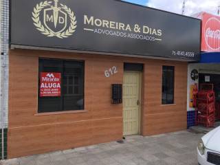 Casa Para Alugar no bairro Centro em Feira De Santana