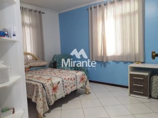 Casa Para Vender com 6 quartos sendo 4 suítes no bairro Brasília em Feira De Santana