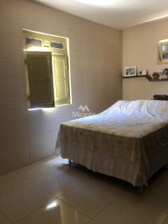 Casa Para Vender com 3 quartos no bairro Olhos D Água em Feira De Santana
