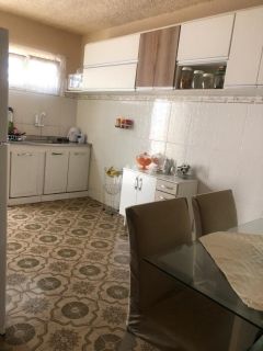 Casa Para Vender com 3 quartos no bairro Olhos D Água em Feira De Santana