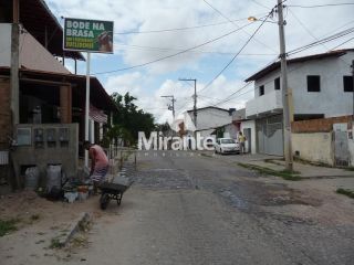 Casa Para Vender com 3 quartos sendo 1 suítes no bairro Queimadinha em Feira De Santana