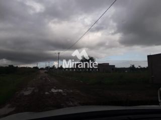 Lote / Terreno de Bairro Para Vender no bairro Novo Horizonte em Feira De Santana
