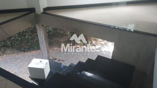 Casa Para Vender com 4 quartos sendo 2 suítes no bairro Jardim Cruzeiro em Feira De Santana