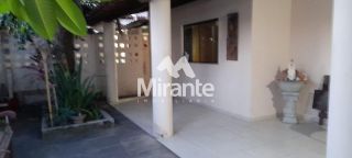 Casa Para Vender com 3 quartos sendo 1 suítes no bairro Santa Mônica em Feira De Santana