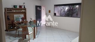 Casa Para Vender com 3 quartos sendo 1 suítes no bairro Santa Mônica em Feira De Santana