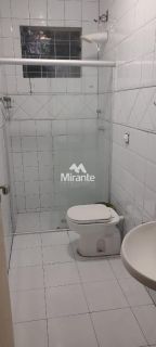 Casa Para Vender com 3 quartos sendo 1 suítes no bairro Santa Mônica em Feira De Santana