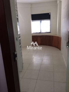 Sala Comercial Para Vender no bairro Centro em Feira De Santana