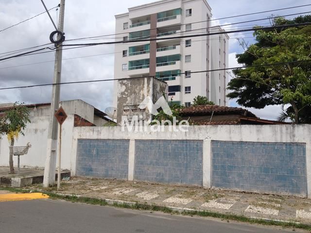 Casa Para Vender no bairro Santa Mônica em Feira De Santana
