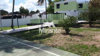 Casa Para Vender com 6 quartos sendo 4 suítes no bairro Eucalipto em Feira De Santana