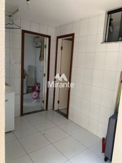 Casa Para Vender com 5 quartos sendo 3 suítes no bairro Tomba em Feira De Santana