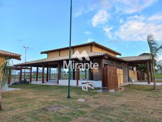 Lote / Terreno de Condomínio Para Vender no bairro Sim em Feira De Santana