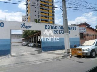 Lote / Terreno de Bairro Para Vender no bairro Centro em Feira De Santana