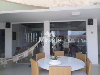 Casa Para Vender com 3 quartos sendo 1 suítes no bairro Santa Mônica em Feira De Santana