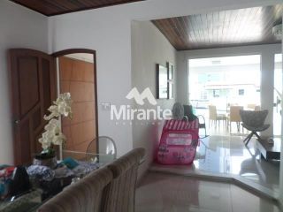 Casa Para Vender com 3 quartos sendo 1 suítes no bairro Santa Mônica em Feira De Santana