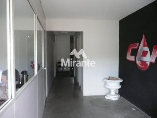 Prédio / Edifício Inteiro Comercial Para Alugar no bairro Centro em Feira De Santana