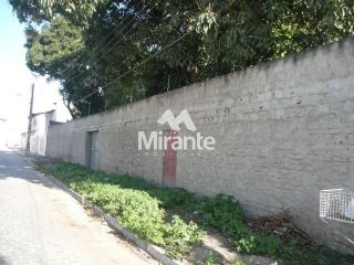 Lote / Terreno de Bairro Para Vender no bairro Presidente Getúlio Vargas em Feira De Santana
