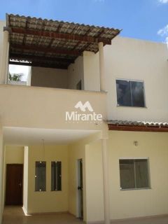 Casa Para Vender com 3 quartos sendo 1 suítes no bairro Santa Mônica em Feira De Santana