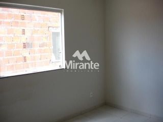 Casa Para Vender com 3 quartos sendo 1 suítes no bairro Santa Mônica em Feira De Santana