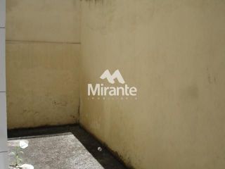 Casa Para Vender com 3 quartos sendo 1 suítes no bairro Santa Mônica em Feira De Santana