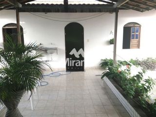 Casa Para Vender com 4 quartos no bairro Ponto Central em Feira De Santana