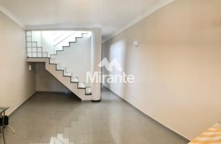 Casa Para Vender com 3 quartos no bairro Santa Mônica em Feira De Santana