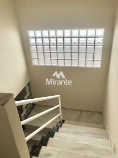 Casa Para Vender com 3 quartos no bairro Santa Mônica em Feira De Santana