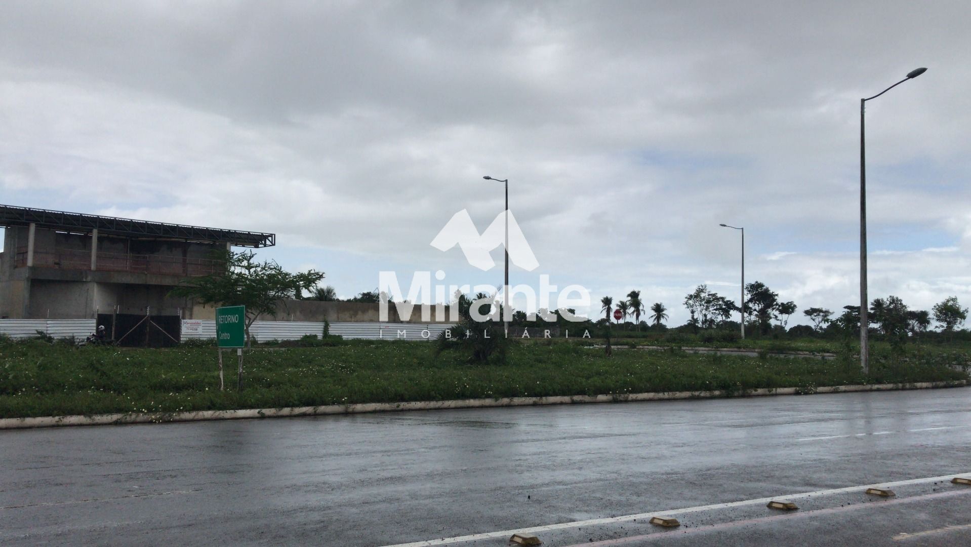 Lote / Terreno Comercial Para Vender no bairro Sim em Feira De Santana